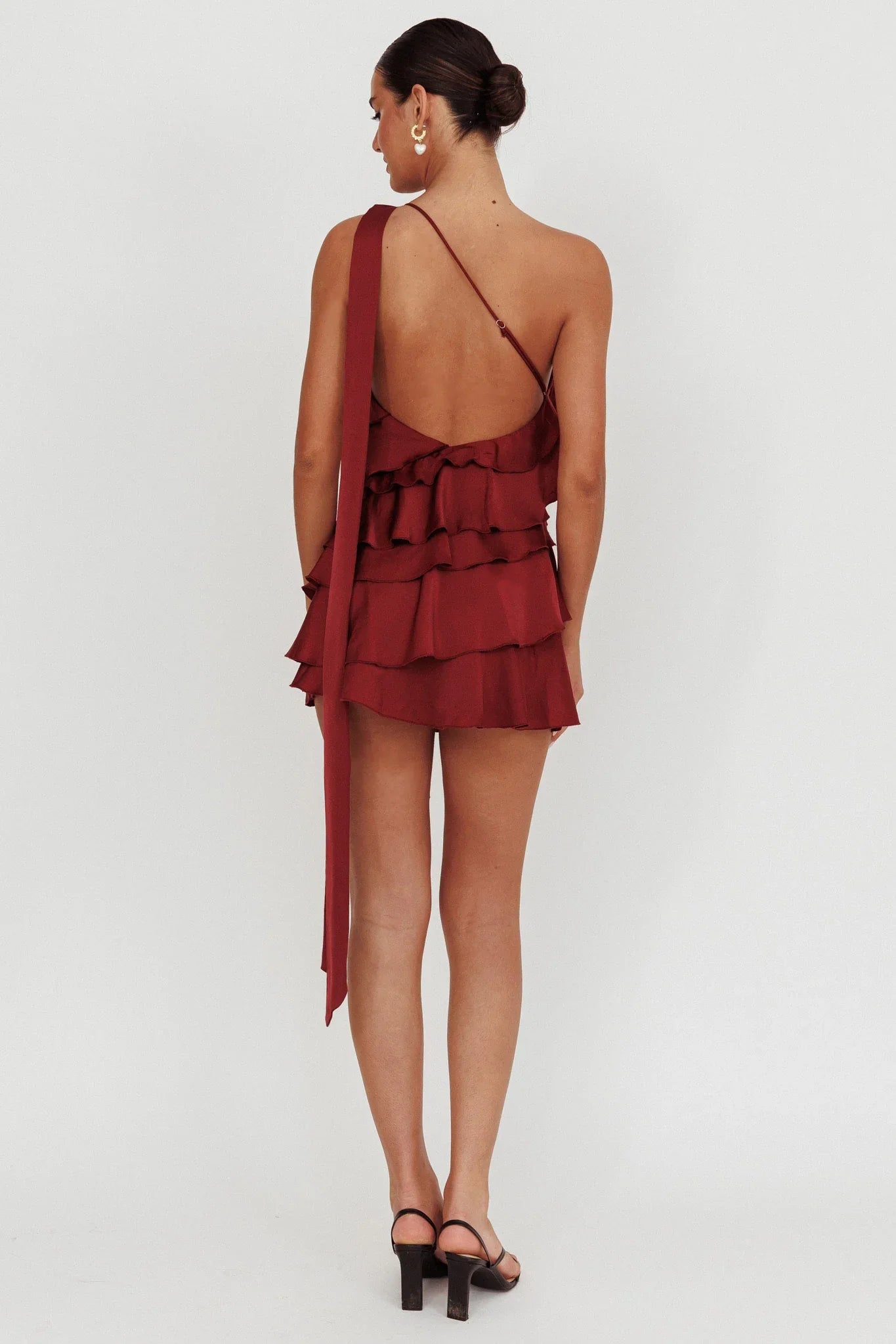 Arrabel Tiered Ruffle One Shoulder Mini Dress Wine